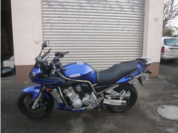 Yamaha Fazer RN06  - Motosiklet