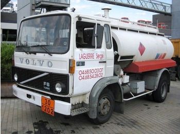 Volvo F610 - 5600 LITERS - Tanker kamyon