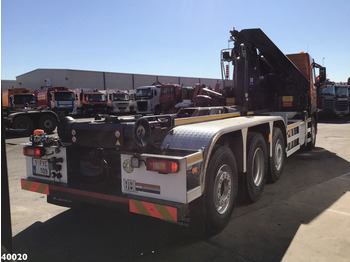 Kancalı yükleyici kamyon, Vinçli kamyon Volvo FM 420 8x2 HMF 28 ton/meter laadkraan Welvaarts weighing system: fotoğraf 4
