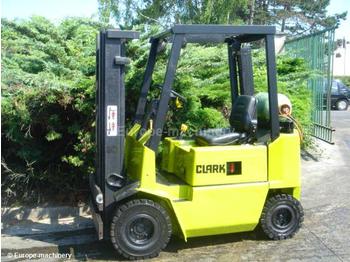 Clark GPM15 - Forklift